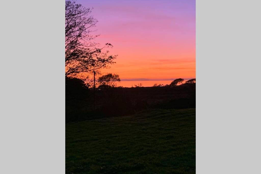 Lle Mary - Beautiful Views, Hot Tub, Secluded, Dog Welcome, Barmouth Llanddwywe 외부 사진