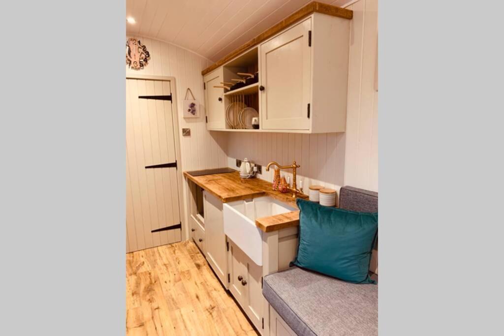 Lle Mary - Beautiful Views, Hot Tub, Secluded, Dog Welcome, Barmouth Llanddwywe 외부 사진